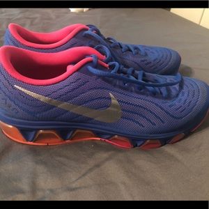 Nike Airmax women’s size 9